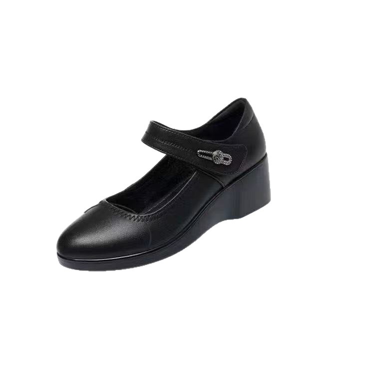 2026 nuevos zapatos de cuero suave de mujer de talón único con zapatos de suela suave resistentes al desgaste con zapatos de madres de edad media y vieja zapatos de cuero de mujer