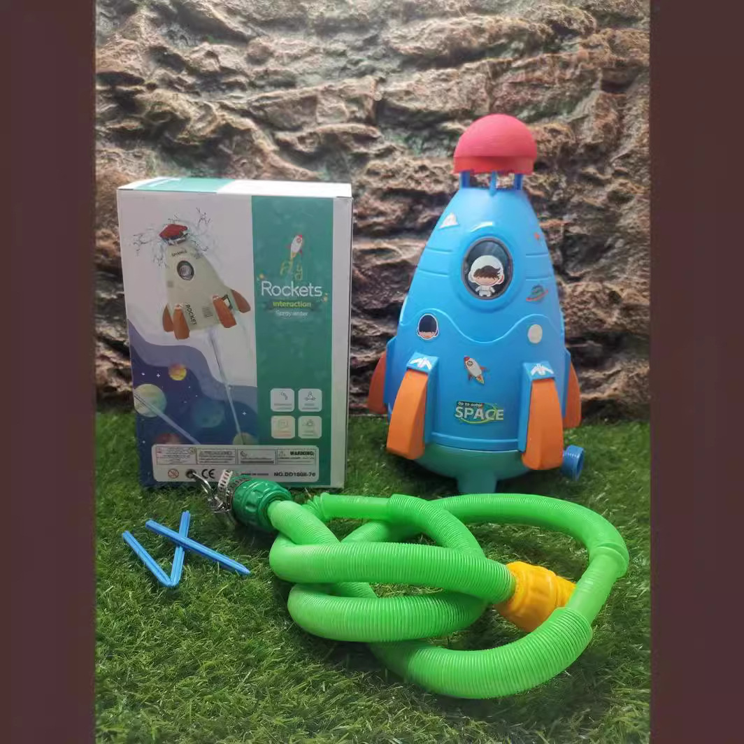 Rociador de cohete espacial transfronterizo juguete de cohete de rociador de agua de césped al aire libre para niños de verano en stock