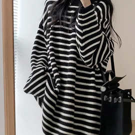 秋冬新款港风宽松大码百搭软糯中长款黑白条纹毛衣女打底衫上衣