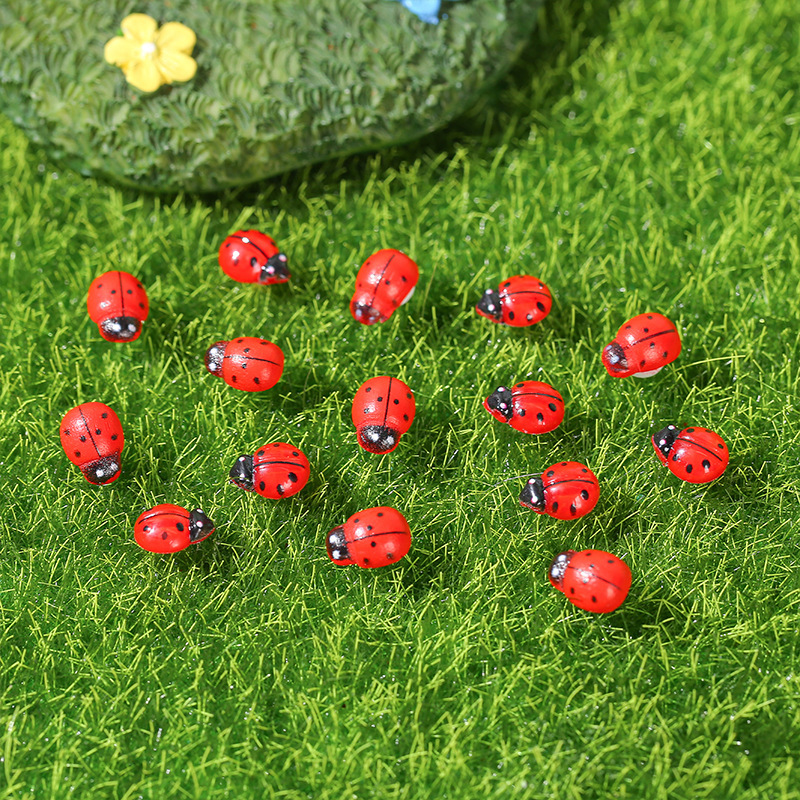 Micro Landscape Micro Landscape Ornaments Wood Craft Beetle Coccinella septempunctata Ladybug DIY Accessories
