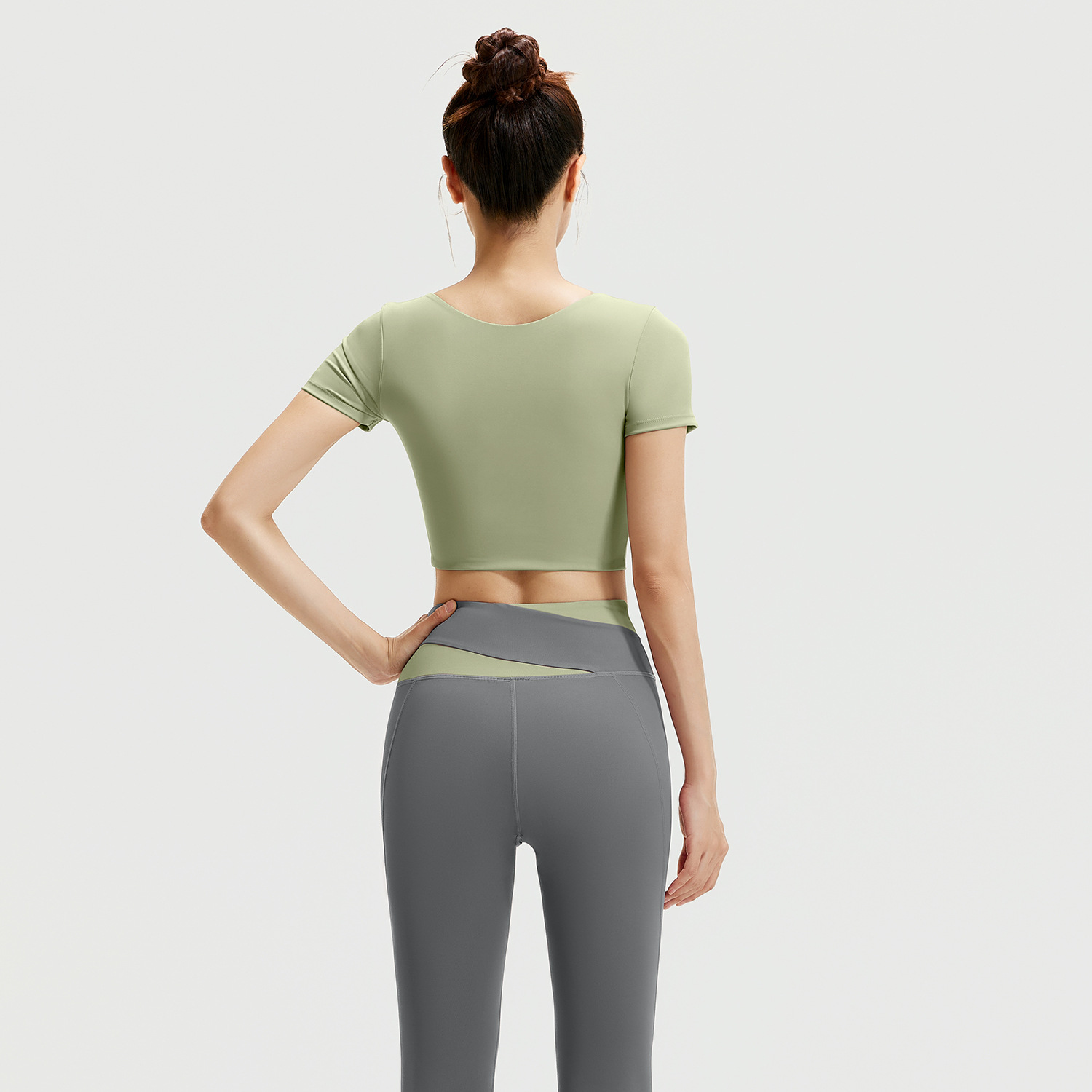 Juyitang costura ropa de entrenamiento traje ombligo traje de manga corta cintura alta cadera levantamiento correr deportes fitness traje