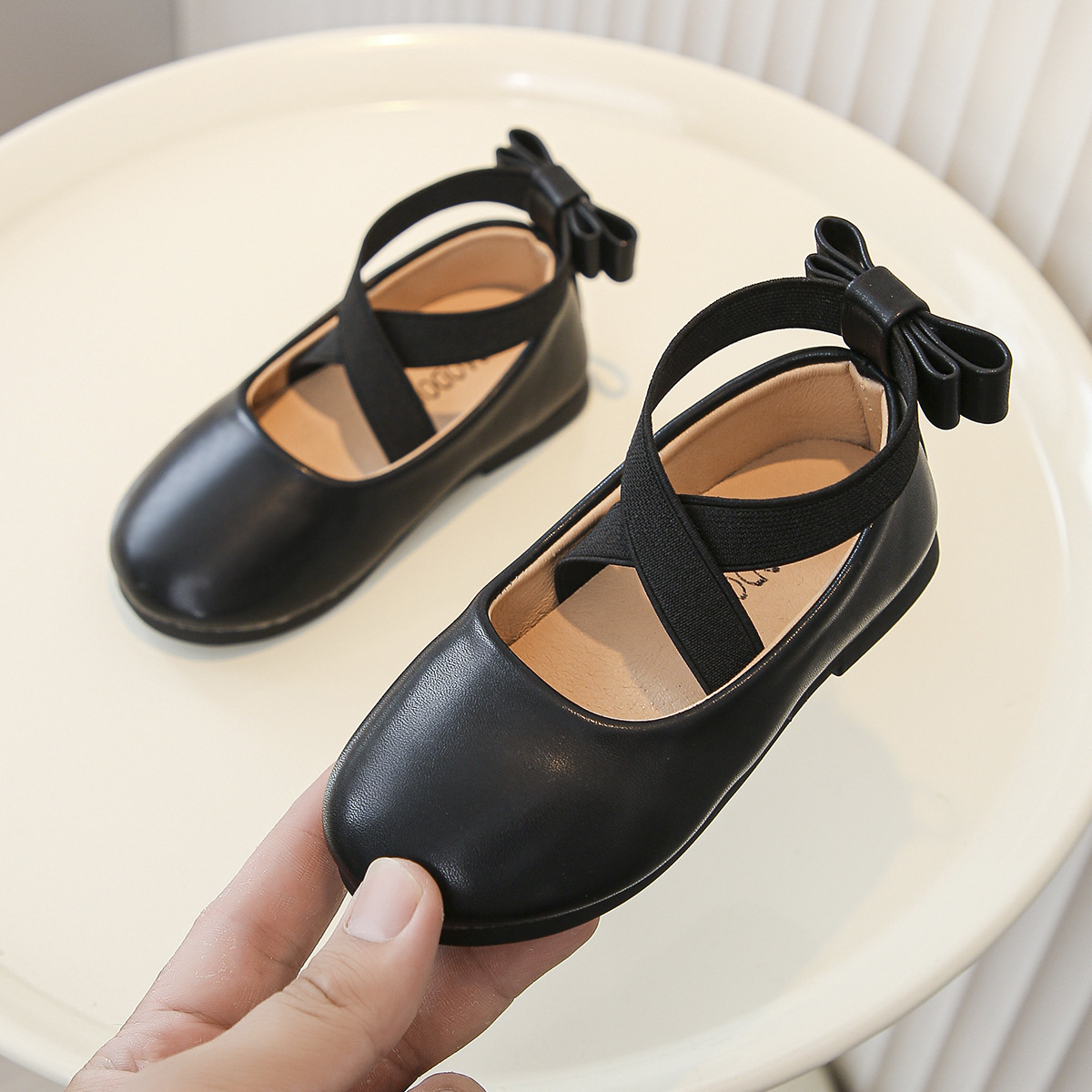 Girls' Shoes, Kidsren's Shoes, Dance Shoes, Baby Shoes, Leather Shoes, Big Kidsren's Performance Shoes, Soft Soles, Fashionable Shallow Mouth Princess Shoes