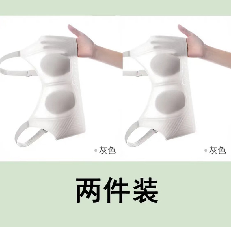 大きい胸はやせていて、跡のない下着の女性の夏の薄い金は垂れ下がることを防ぎます。|undefined