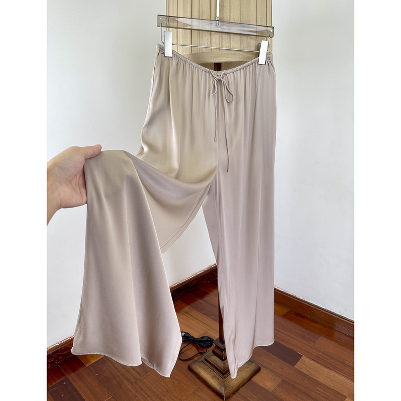 Silk Drawstring Casual Pants! Breathable, Lightweight, Loose-Fitting, Drapey Silk Straight-Leg Wide-Leg Long Pants for Women in Summer Silk Drawstring Casual Pants! Breathable, Lightweight, Loose-Fitting, Drapey Silk Straight-Leg Wide-Leg Long Pants for Women in Summer