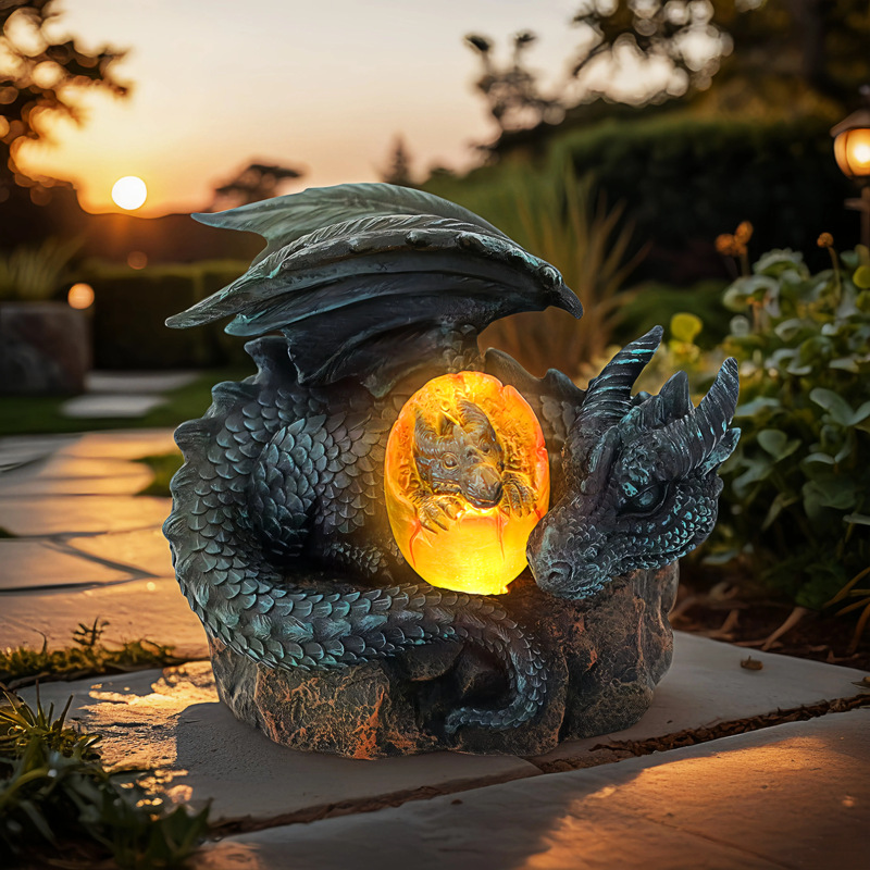 Kindergarten Specializes in Realistic Resin Dragon-Shaped Flame Lamps, Solar Ornaments, Outdoor Courtyard Garden Sculpture Decorations