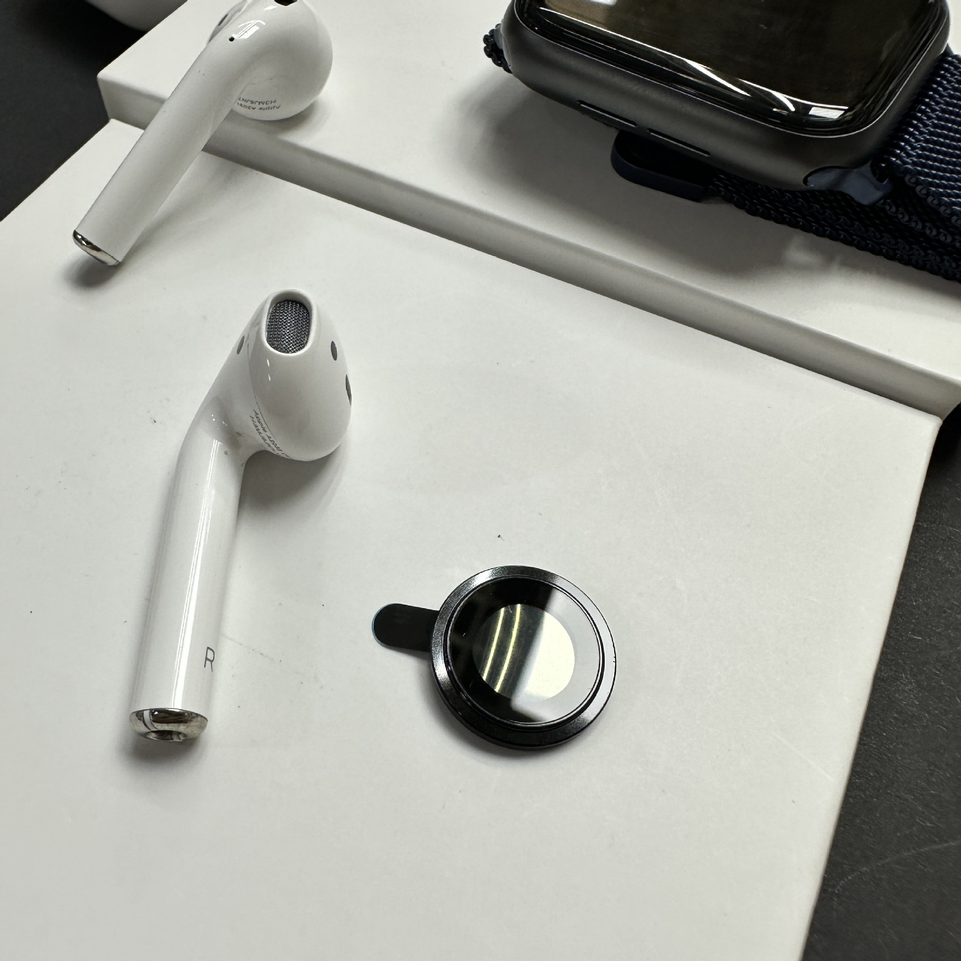 Adecuado para iPhone15 Eagle Eye lente anillo Apple 15Pro Eagle Eye convexo paso protector de cámara de dos colores