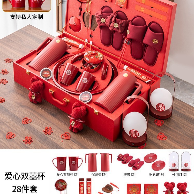 女性用の持参金アイテム、高級ウェディング用品のフルセット、宝物の集合体、結婚式の母家の結婚準備セット|undefined