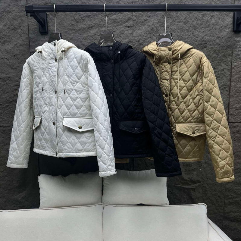 Burberry 26 Autumn/Winter New British Style Hooded Design Women's Short Versatile Zipper Cotton Jacket