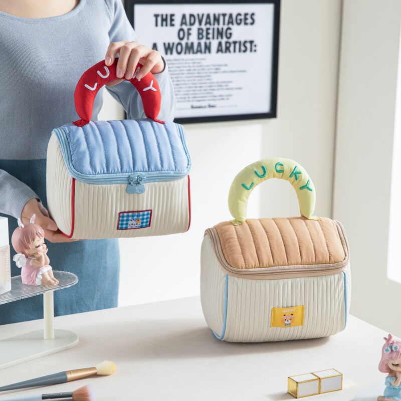 かわいい家の化粧バッグが柔らかい手提げ収納袋アニメ携帯収納バッグが大容量で洗面バッグを厚くする|undefined