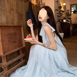 法式蝴蝶结挂脖连衣裙女夏季甜美海边度假风宽松气质显瘦字长裙