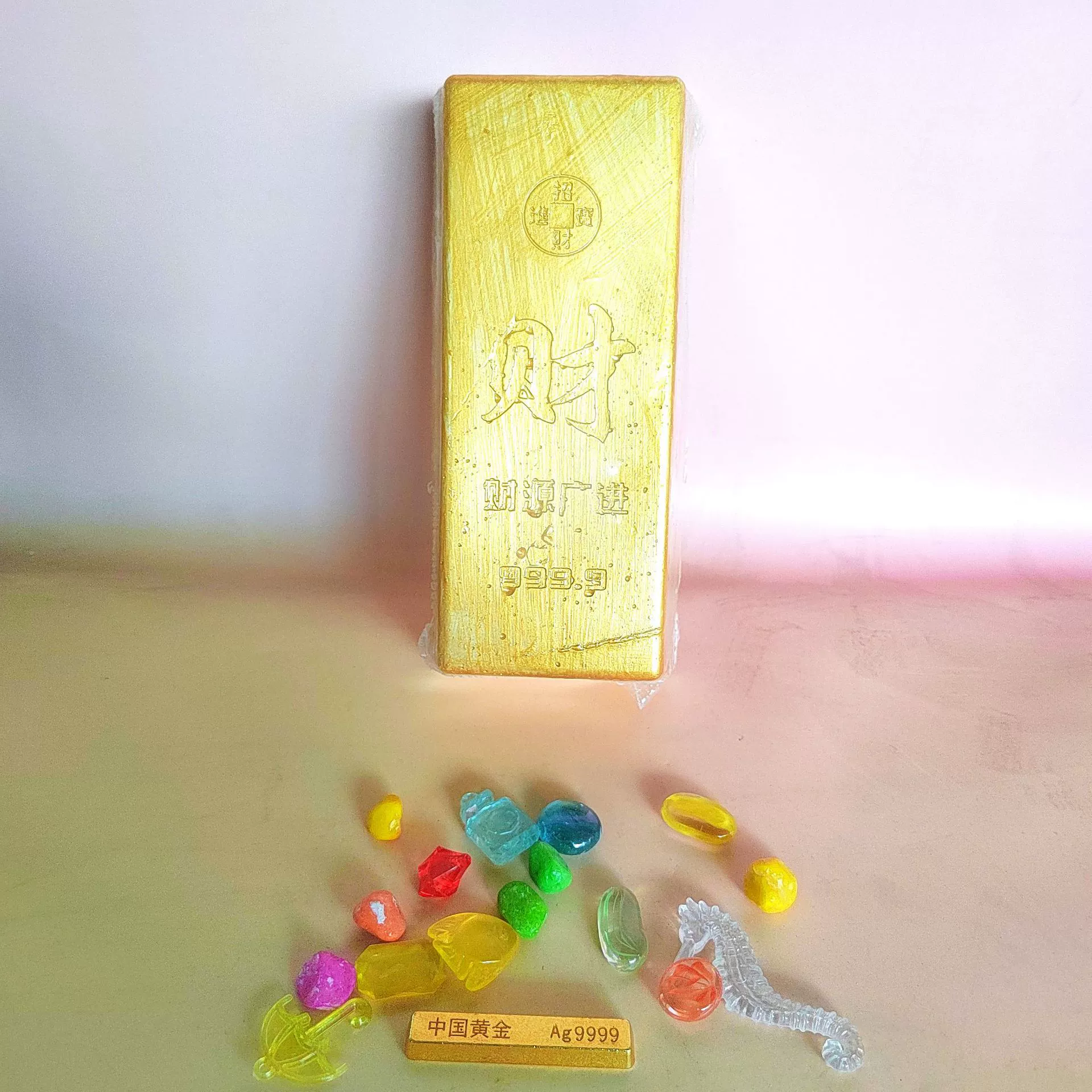 Archeological toy, mermaid, with gem