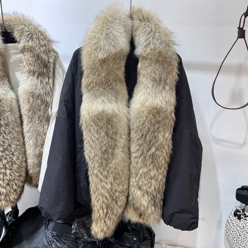 25 New Winter Style Detachable Canadian Wolf Fur Outwear Goose down Jacket Fashionable Warm Snow Mountain Parka