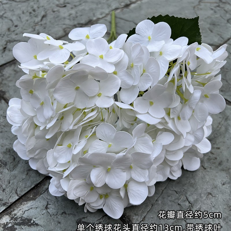 対外貿易3dはアジサイの束のメーカー5頭3d英倫アジサイの白い結婚式の道を飾ります。|undefined