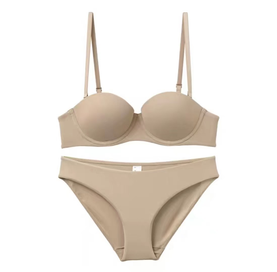 피부색 [속옷 + 속옷]]