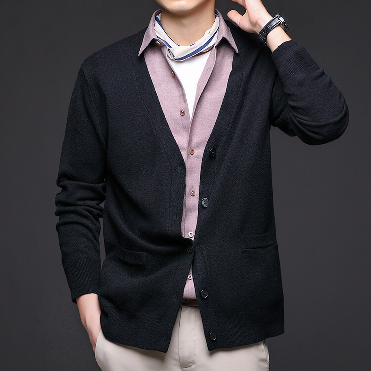 Autumn New V-neck Cardigan Men's Loose Casual Knitwear Outer Wear Sweater Men's Spring and Autumn Quality Sweater Coat Autumn New V-neck Cardigan Men's Loose Casual Knitwear Outer Wear Sweater Men's Spring and Autumn Quality Sweater Coat
