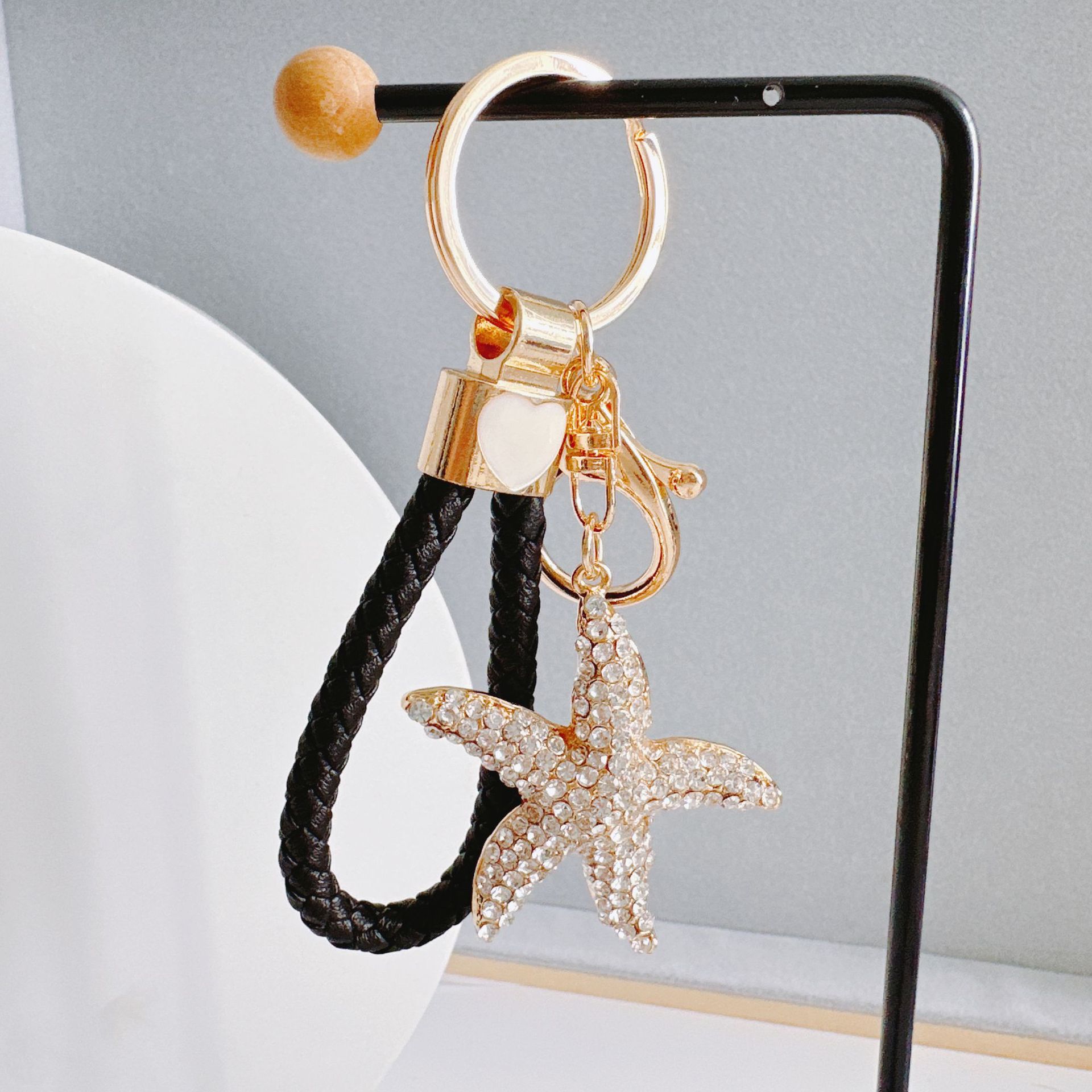 Women's Gender Beach Style Beach Starfish Alloy Women's Keychain