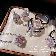 ������ǡˮ�λʹڌ�ʯ��ָ ���ӹ��� �18K�� ���Ƿ۷ʷ��ʯ��