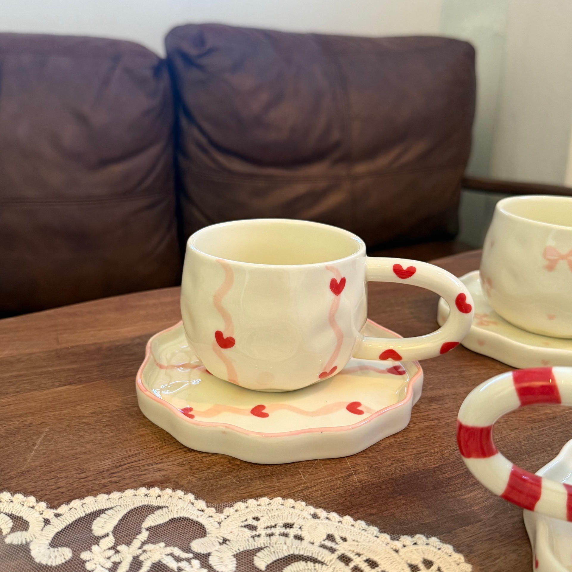 Navidad francesa retro pinza de mano pura pintada a mano taza de café de cerámica plato de alto valor plato de postre de té de la tarde