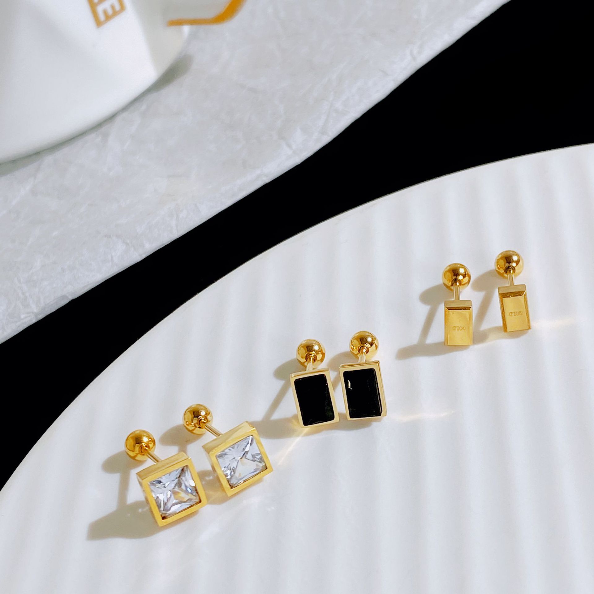 Fashion Geometric Titanium Steel Plating Zircon Ear Studs 1 Pair