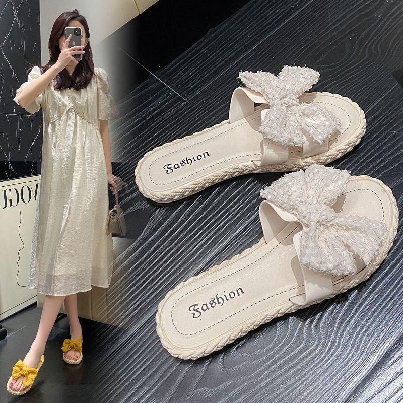 Women's Summer Outdoor Slippers, New Trendy Korean Style, Versatile Beach Vacation Non-Slip Slide Sandals Women's Summer Outdoor Slippers, New Trendy Korean Style, Versatile Beach Vacation Non-Slip Slide Sandals