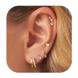 耳环;耳钉;项链