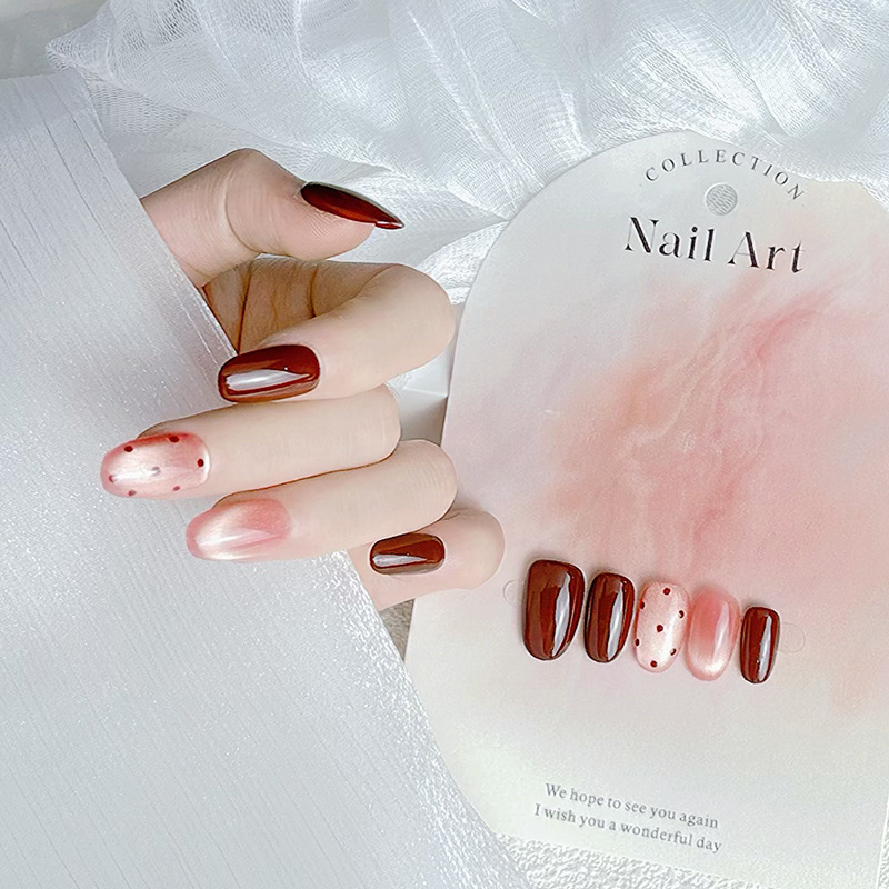 Purely Handmade Wearable Nails for Autumn and Winter, Cat-Eye Gradient, High-End Nail Art, Blush Effect, Whitening, Removable Fake Nail Stickers, Finished Product Purely Handmade Wearable Nails for Autumn and Winter, Cat-Eye Gradient, High-End Nail Art, Blush Effect, Whitening, Removable Fake Nail Stickers, Finished Product