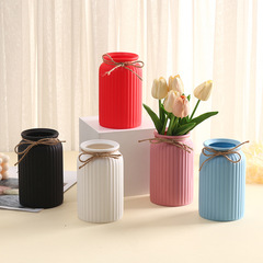 国境を越えた売れ筋の模造磁器プラスチック花瓶ストライプデザインマカロンカラー植木鉢デスクトップリビングルームの装飾装飾品