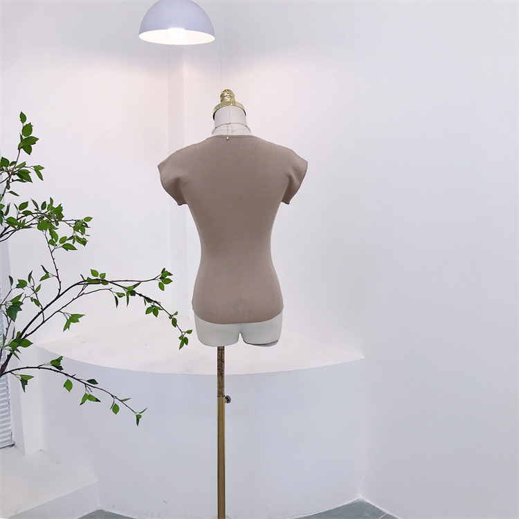 7065 Summer New Arrival French Style Retro Off-white V-neck Flying Sleeve Slim-fit Slimming Cool Breathable Short-sleeved T-shirt for Women