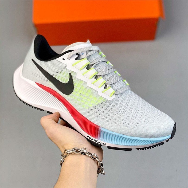 37세대 그레이 블랙 레드