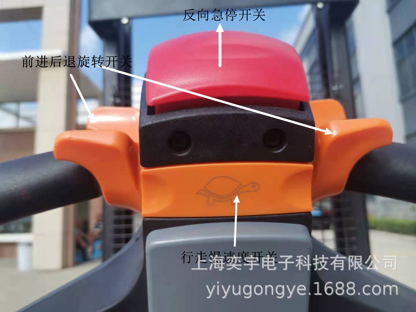 电动滚筒堆高车