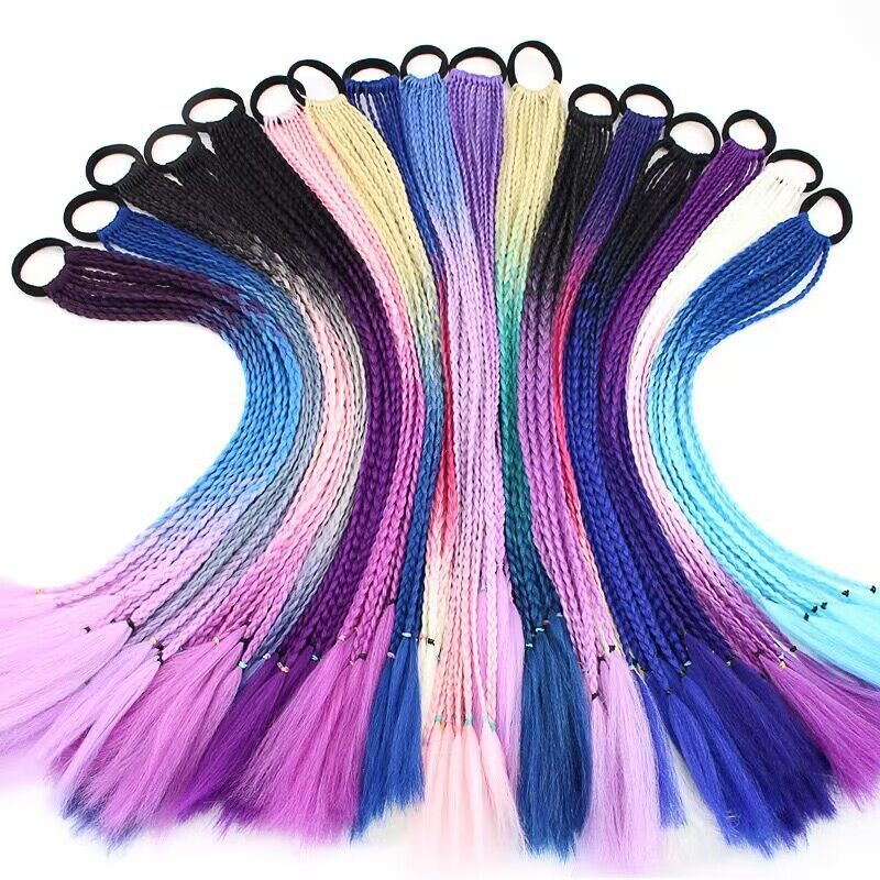 Trenza de tres hilos colorida Trenza sucia Africana Peluca de cola de caballo Color degradado Trenza pequeña Extensión de cabello de fibra química Trenza de 24 pulgadas en stock