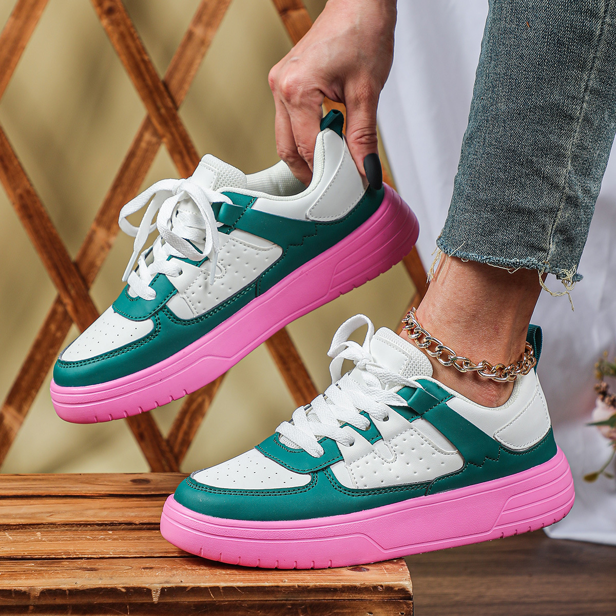 Zapatillas de plataforma de pareja de moda de estilo coreano zapatos deportivos cómodos de fondo suave zapatos de mujer casuales al aire libre de moda con cordones