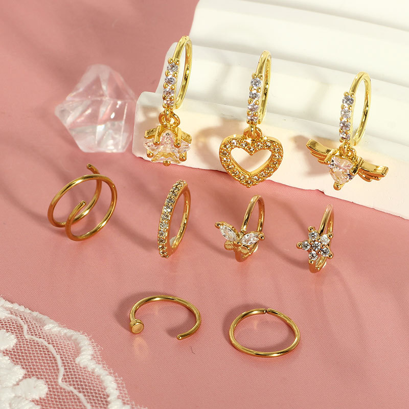Labret piercing jewelry detail image