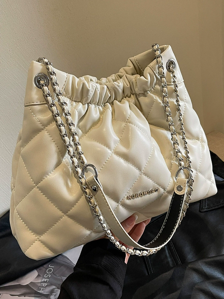 Емкий плечевой сумка, демисезонная цепь, сумка через плечо, стиль Chanel, цепочная сумка