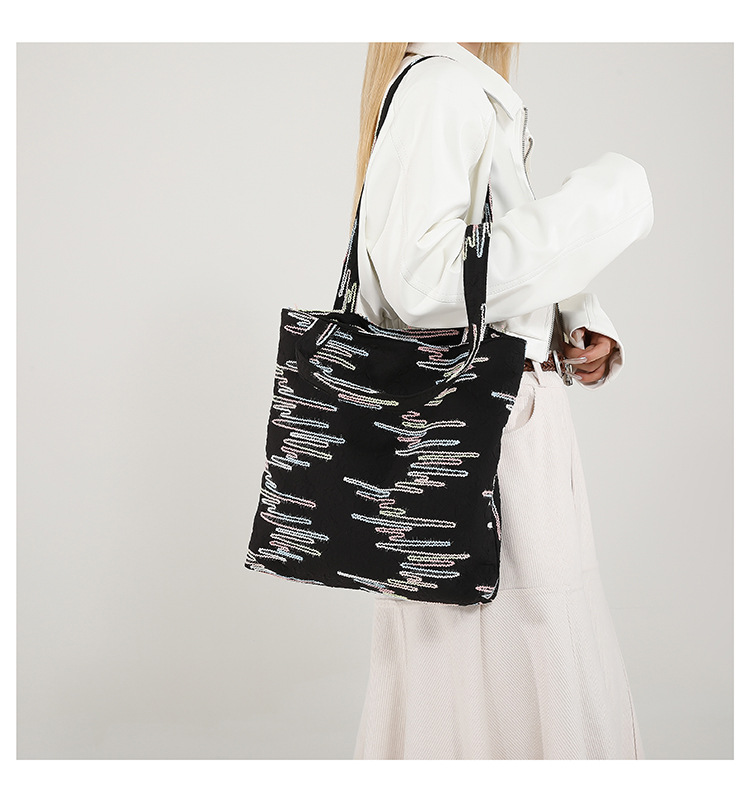 Casual and simple commuter underarm bag, large-capacity tote bag, new autumn 2024 fashion and niche single-shoulder crossbody bag undefined