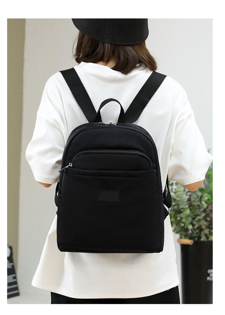 Men's and women's fashionable large-capacity backpacks, campus artistic water-resistant schoolbags, personalized portable travel bags undefined