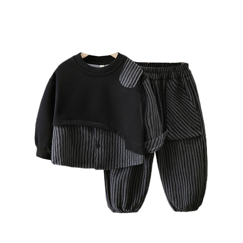 7811 Traje de primavera y otoño para niños 2025 Nuevo estilo de primavera para niños Suéter de dos piezas falso a rayas de estilo occidental Trendy