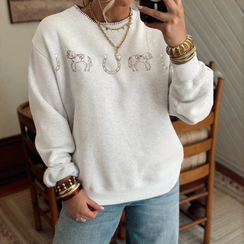 2026 Autumn New Pullover Round Neck Long Sleeve Top for Women, European and American Fashion Versatile Western Embroidered Loose Sweatshirt 2026 Autumn New Pullover Round Neck Long Sleeve Top for Women, European and American Fashion Versatile Western Embroidered Loose Sweatshirt