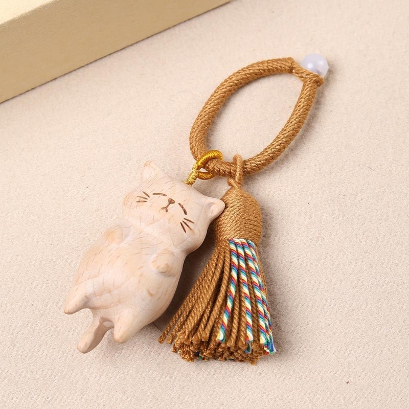 メーカー卸売ブナ材猫キーホルダー招き猫バッグペンダント漫画ハンドルアクセサリーアクセサリーペンダント|undefined