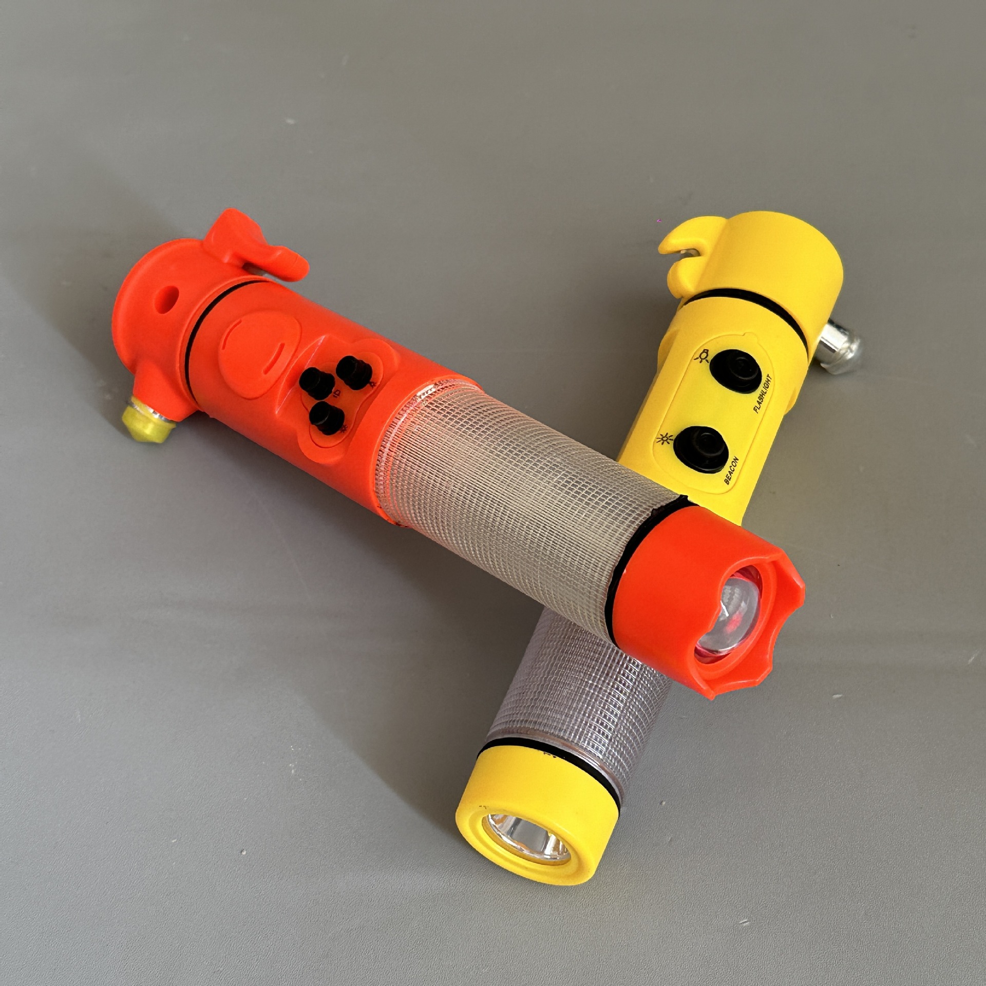 Car safety hammer six-in-one multifunctional high-brightness flashlight for breaking windows, in-car emergency escape rescue self-help tool