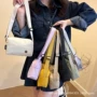 轻便运动日系休闲单肩包