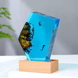 海洋微景观实木树脂灯摆件博物展览海龟潜水员树脂工艺品盆景