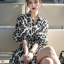 ��ʽƯ����ɫ�黨�L���r���B��ȹ2025�������p�g�^��Сȹ��