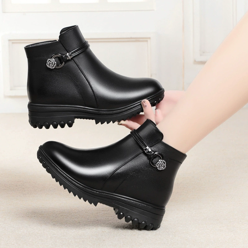 Winter fleece shoes for mother, non-slip low boots, footwear, for middle age, plus size