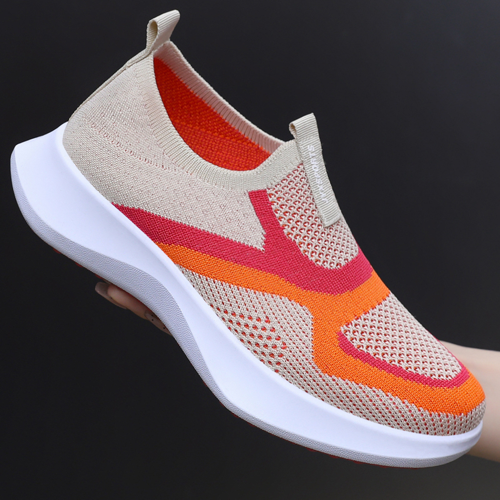 Zapatos casuales de primavera para mujeres, zapatos de tela transpirables, zapatos de tela suave, no cansados, zapatos de tela de un pie.