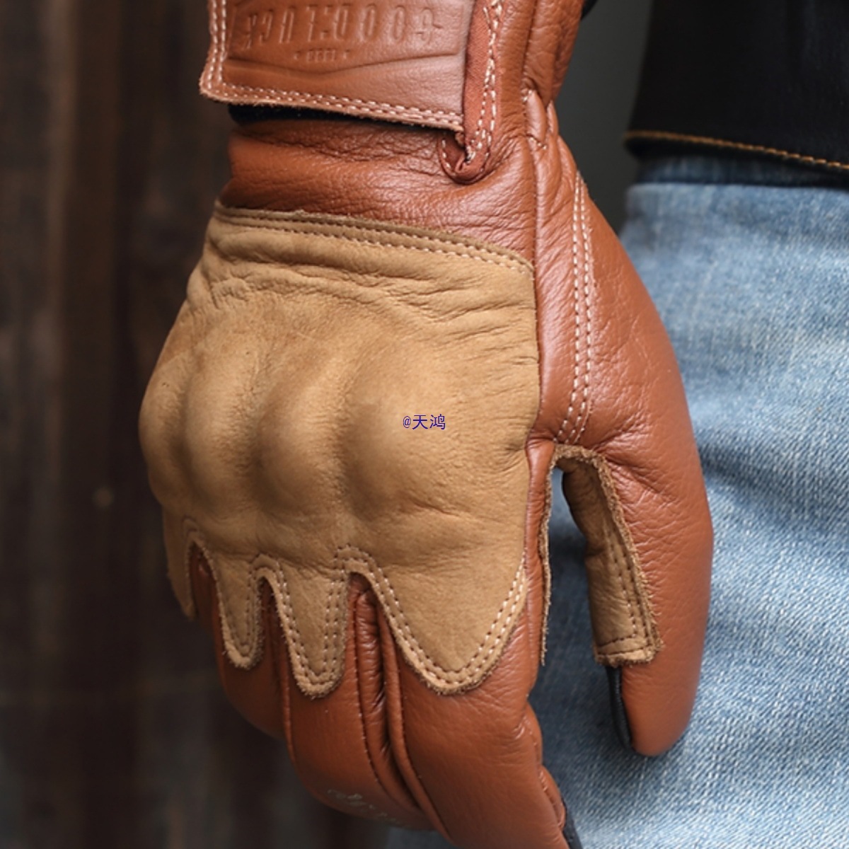 Retro leather gloves for men and women all-season, brown windproof equipment, fall protection 4