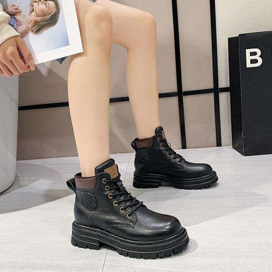 [First Layer Cowhide] Martin Boots Women's 2023 New Rhubarb Boots Women's Inner Height Boots Retro Big Leather Women's Short Boots