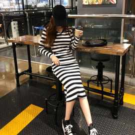 2025春秋新款黑白条纹长款过膝卫衣连衣裙修身连帽显瘦包臀长裙子