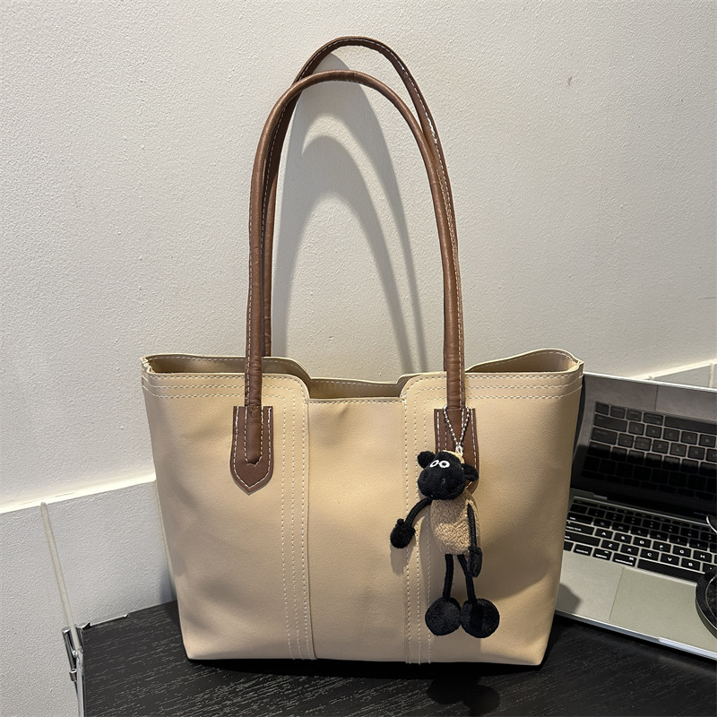 Estilo coreano versátil bolso texturizado de las mujeres 2023 otoño e invierno nuevo hombro axila bolsa popular bolsa de asas este año
