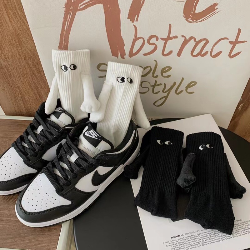 All-Cotton High-Quality TikTok Hand-in-Hand Socks Men's and Women's Trendy Internet Popular Funny Personality Magnets Three-Dimensional Socks Doll